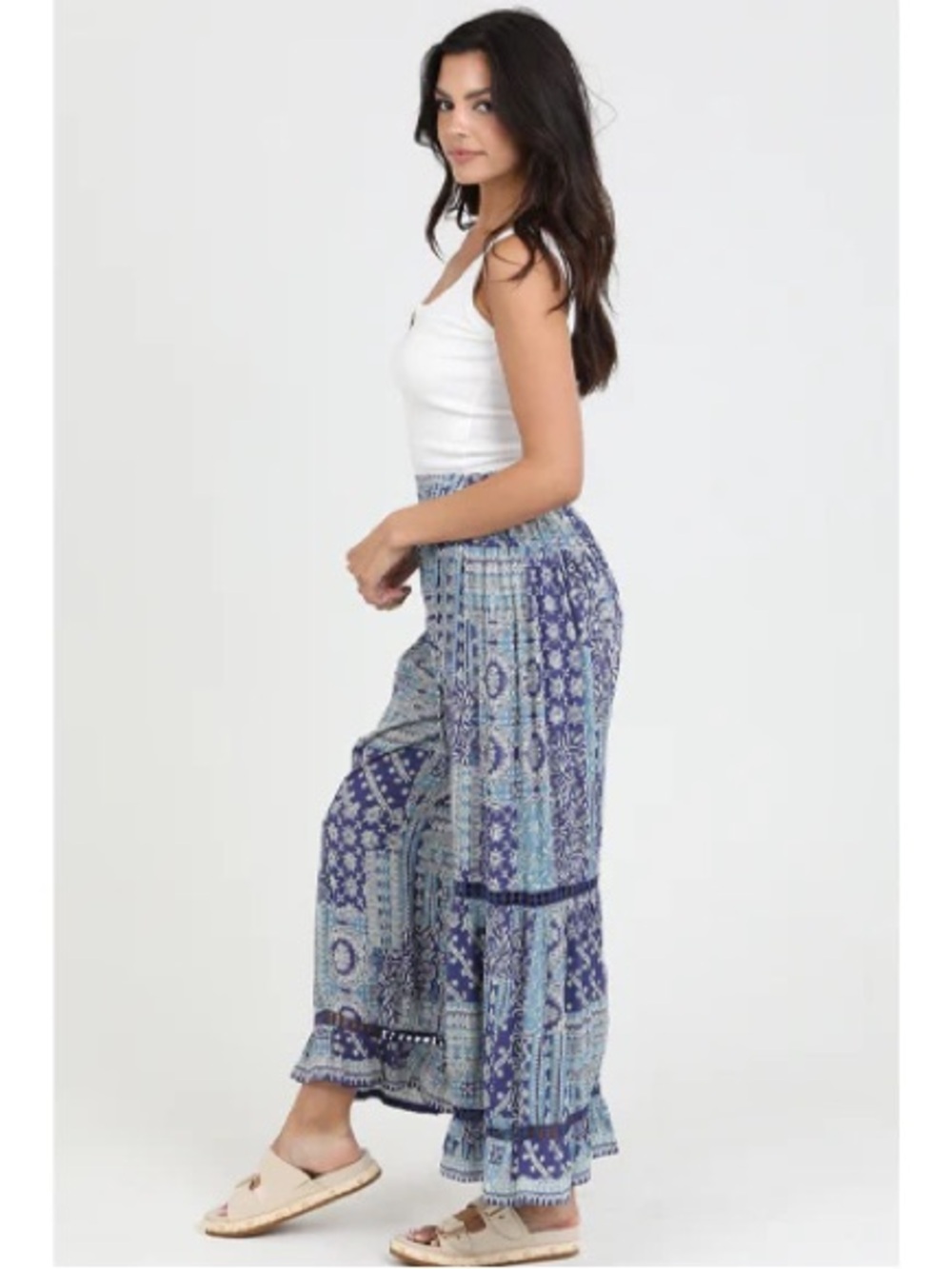 Angie Women’s Blue Printed Boho Wide-Leg Ruffle Bottom Palazzo Pants, Large, NWT